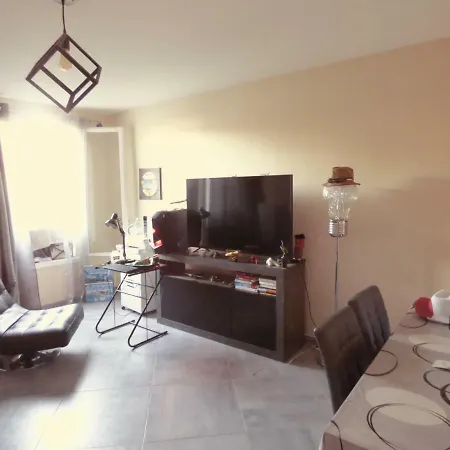 Senlis Hfs Apartamento Senlis (Oise)
